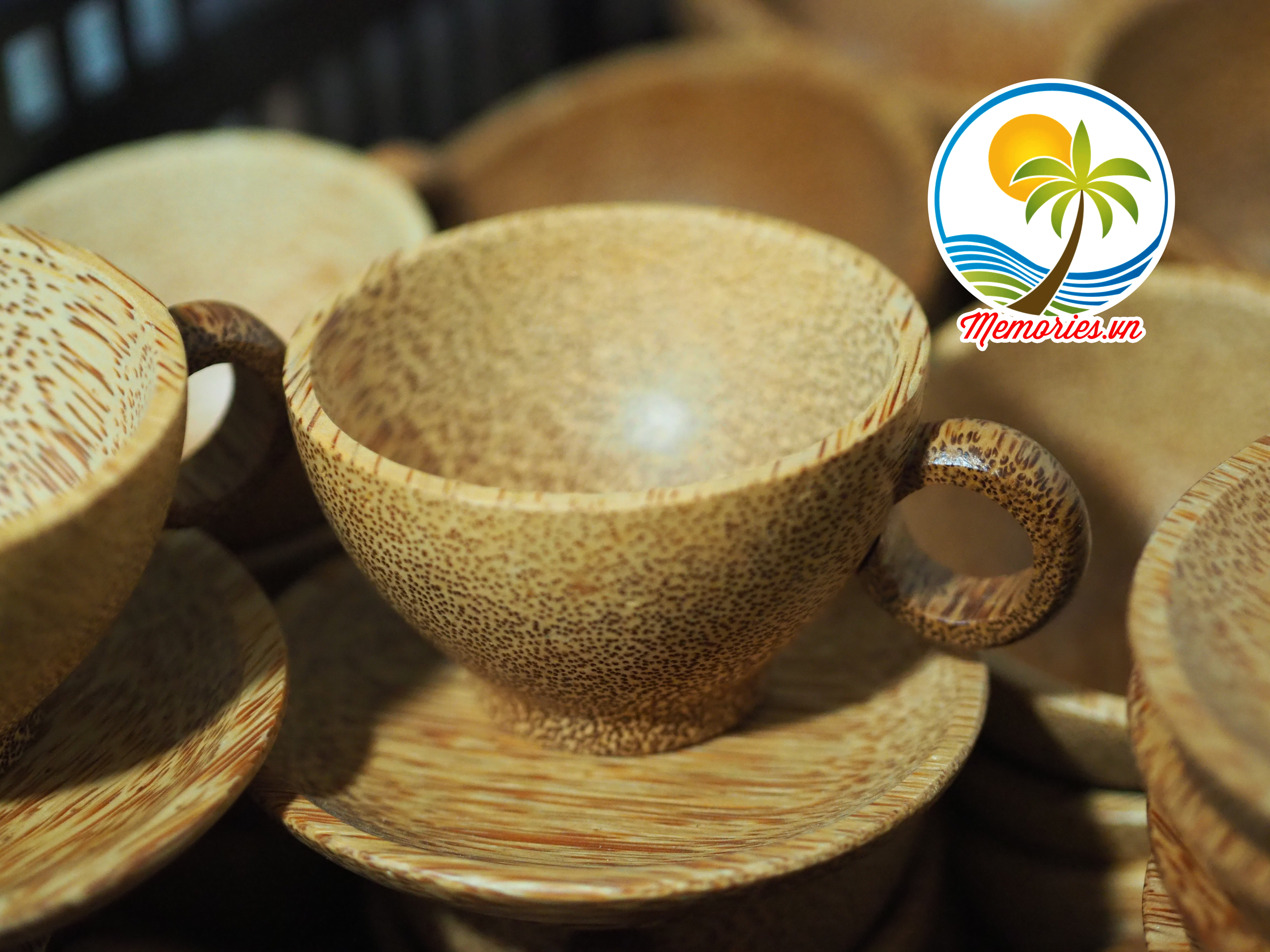 Chén, tách thủ công đẹp mắt
