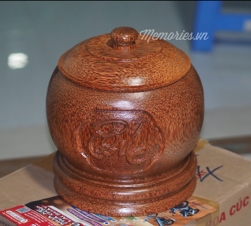 Vỏ Đựng Bình Trà Điêu Khắc "Phúc - Lộc - Thọ" Tinh Xảo Bằng Gỗ Dừa loại 1,5lit - Quà tặng handmade ngày lễ Tết