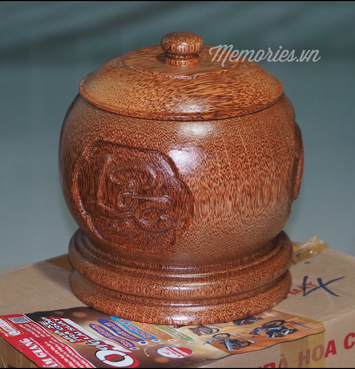 Vỏ Đựng Bình Trà Điêu Khắc "Phúc - Lộc - Thọ" Tinh Xảo Bằng Gỗ Dừa loại 1,5lit - Quà tặng handmade ngày lễ Tết