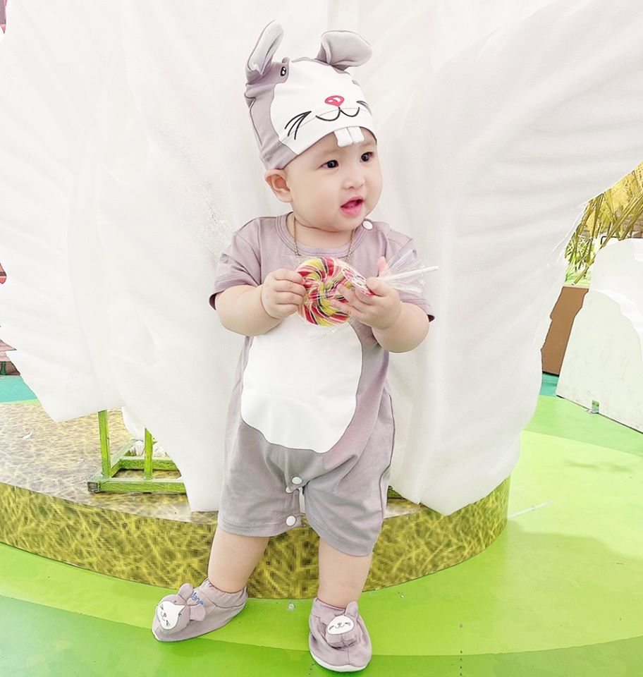 Quần Áo Body Chuột Xám Cho Bé Từ 4-15kg - Dòng Cotton Cao Cấp 4 Chiều (Kèm Nón + Vớ)