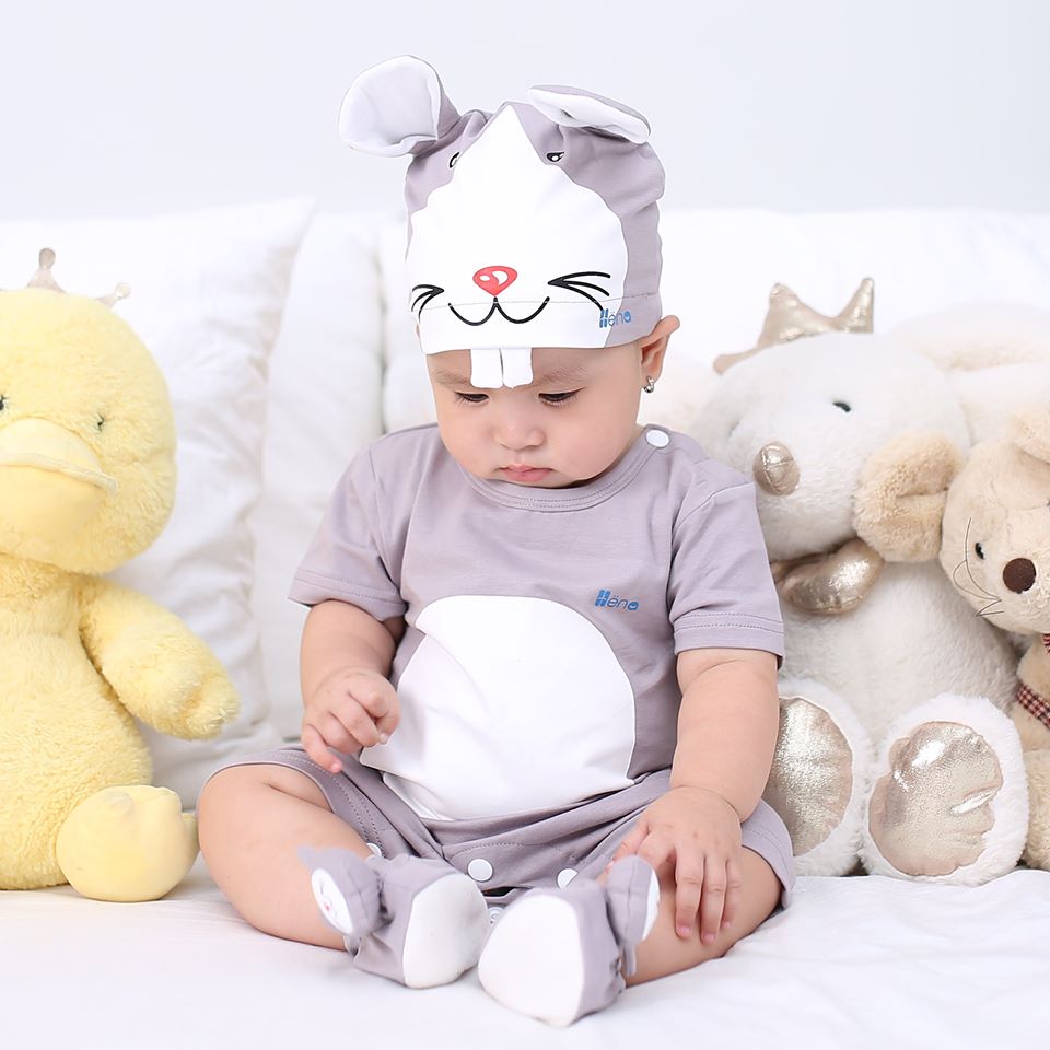Quần Áo Body Chuột Xám Cho Bé Từ 4-15kg - Dòng Cotton Cao Cấp 4 Chiều (Kèm Nón + Vớ)