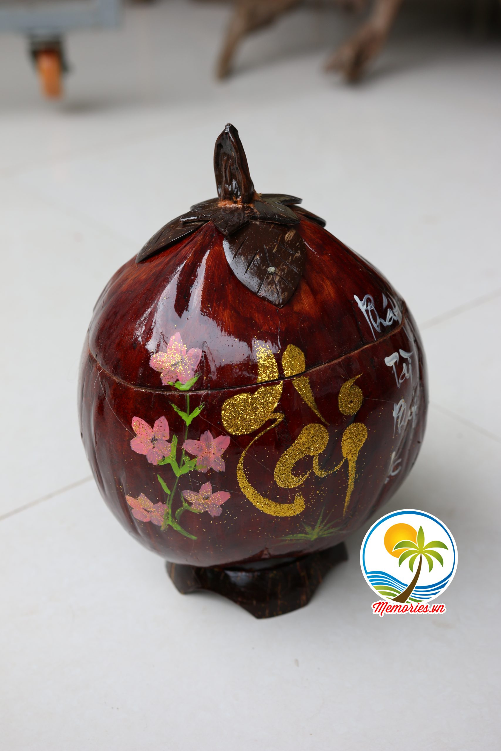 Vỏ Giữ Ấm Bình Trà Trái Dừa Viết Chữ Thư Pháp - Quà tặng lễ Tết / trang trí handmade