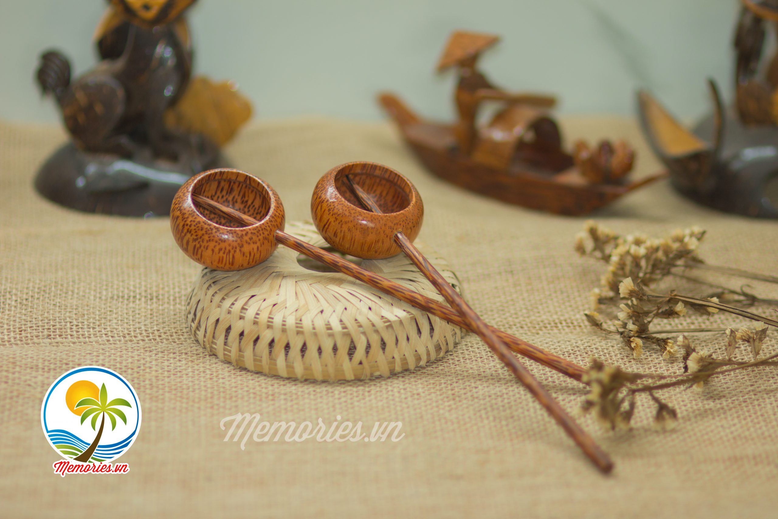Gáo Dừa Múc Nước/ Rượu / Phụ Kiện Trang Trí/ Decor
