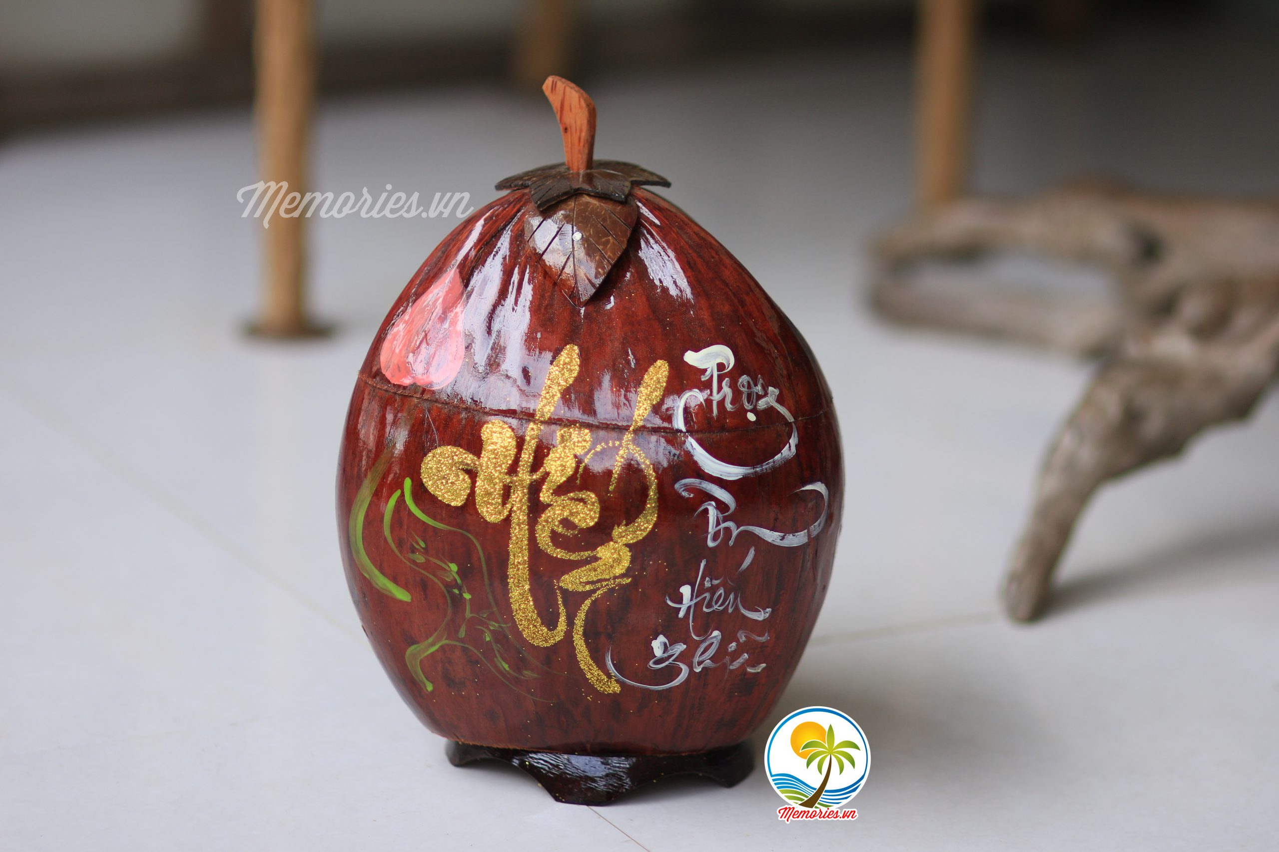 Vỏ Giữ Ấm Bình Trà Trái Dừa Viết Chữ Thư Pháp - Quà tặng lễ Tết / trang trí handmade