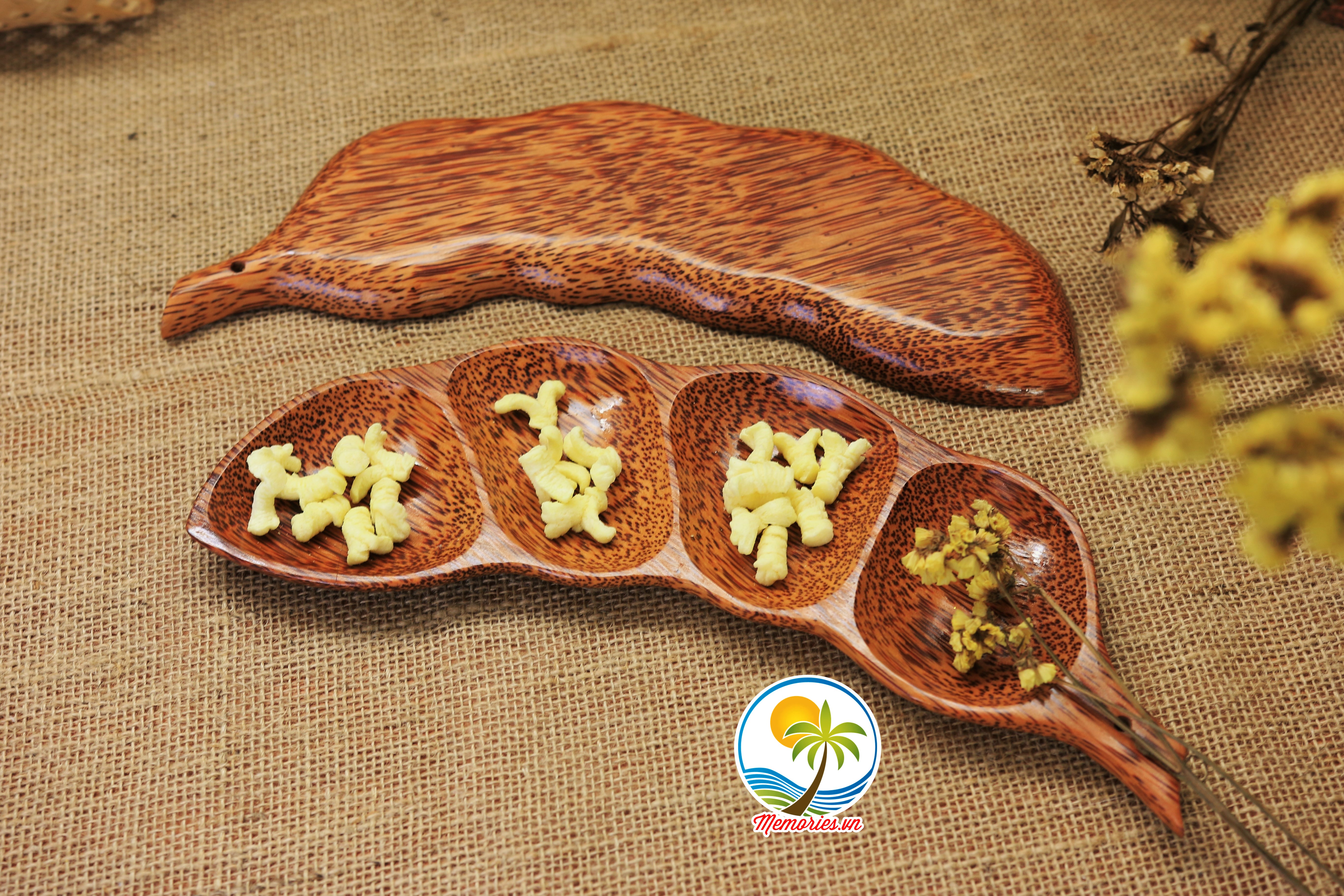 Đĩa Hình Trái Đậu / Trái Me Bằng Gỗ Dừa - Quà tặng trang trí handmade - Memories.vn Craft Decor Arts